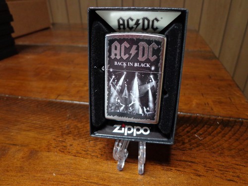 Back black in concert - back,